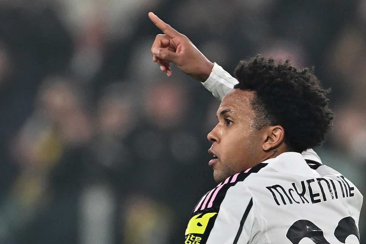 McKennie che esulta dopo un gol