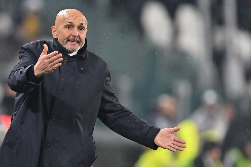 Luciano Spalletti incredulo mentre guida la Juventus contro la Lazio