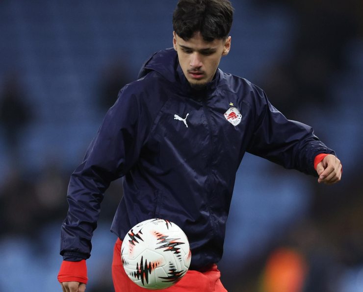 Karem Alajbegovic mentre si allena con il Salisburgo