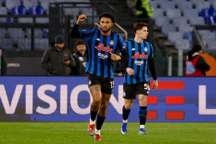 La gioia di ederso dopo ave segnato il rigore alla Lazio