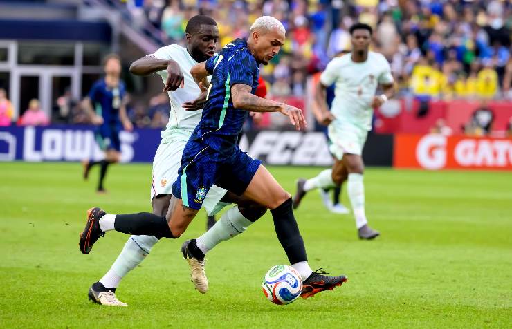 Wesley il terzino della Roma durante Brasile-Francia 
