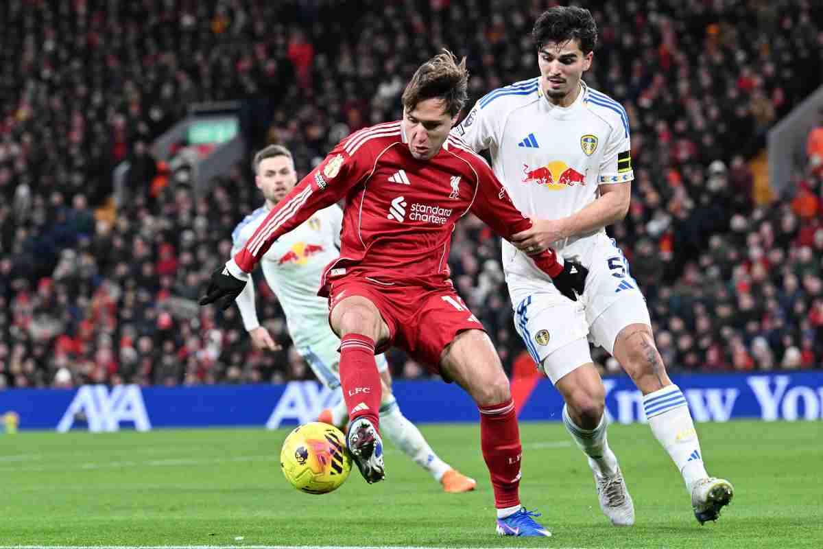 Federico Chiesa durante una gara di Premier League