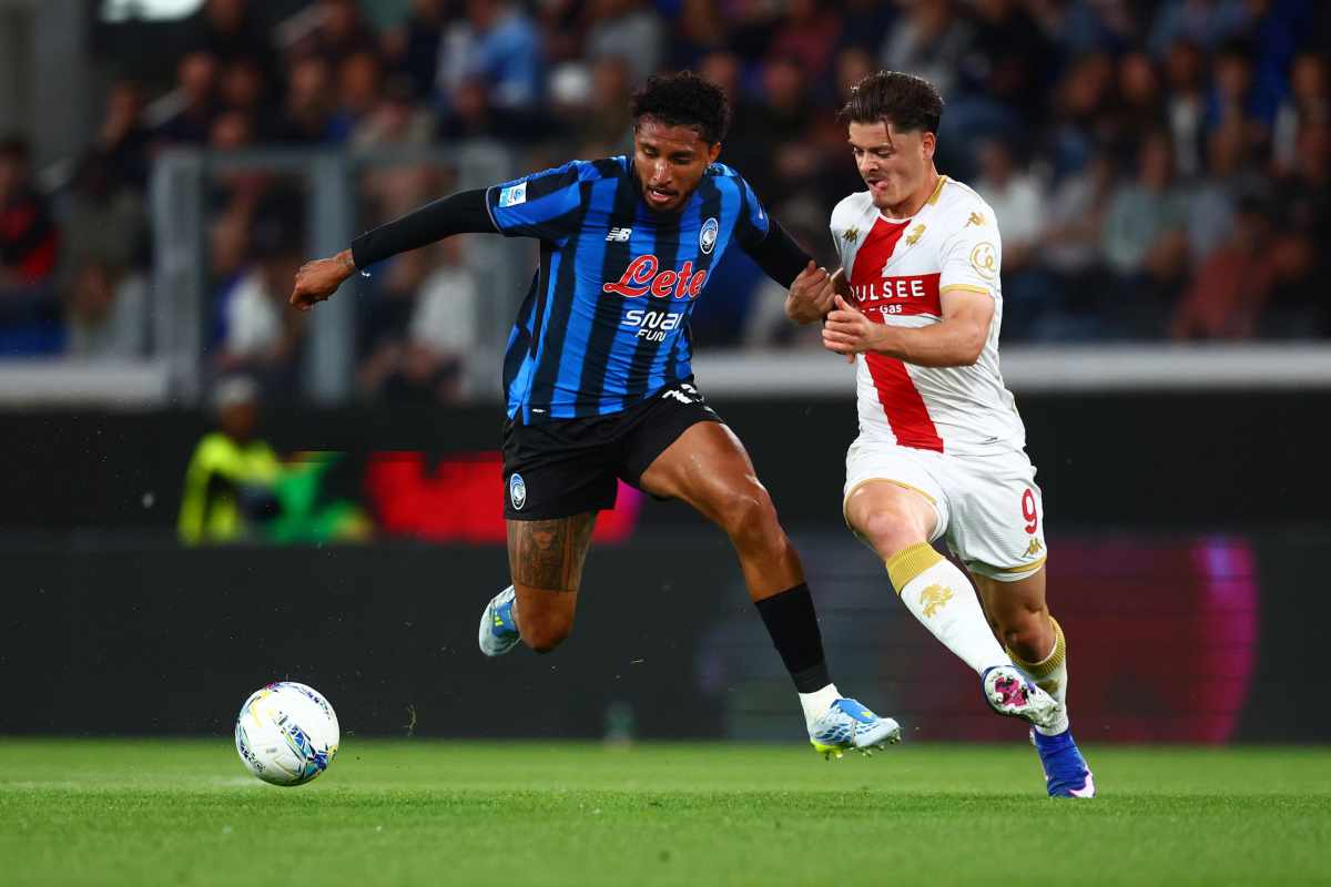 Il giocatore dell'Atalanta Ederson mentre ruba un pallone