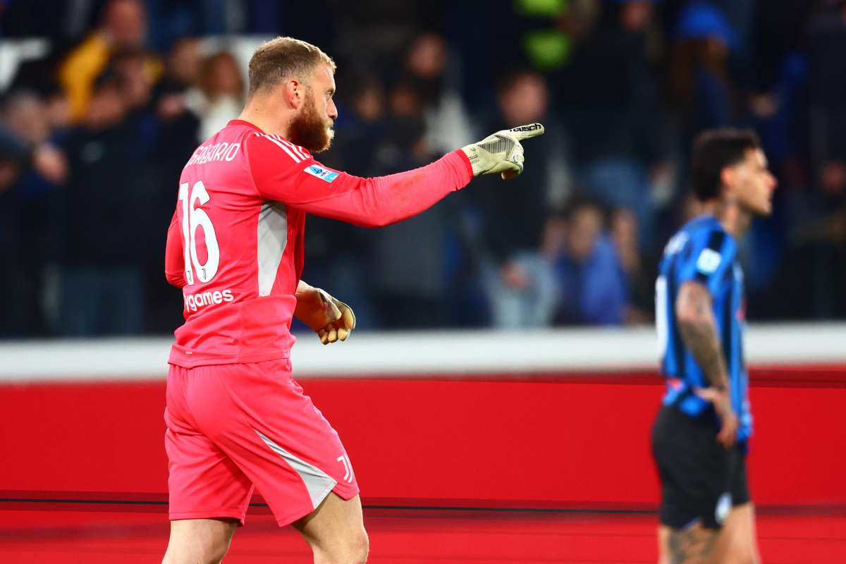Il portiere della Juventus Di Gregorio durante una gara di serie A