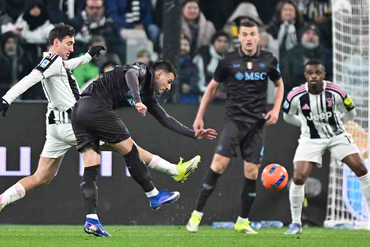 Un momento della sfida tra Juventus e Napoli