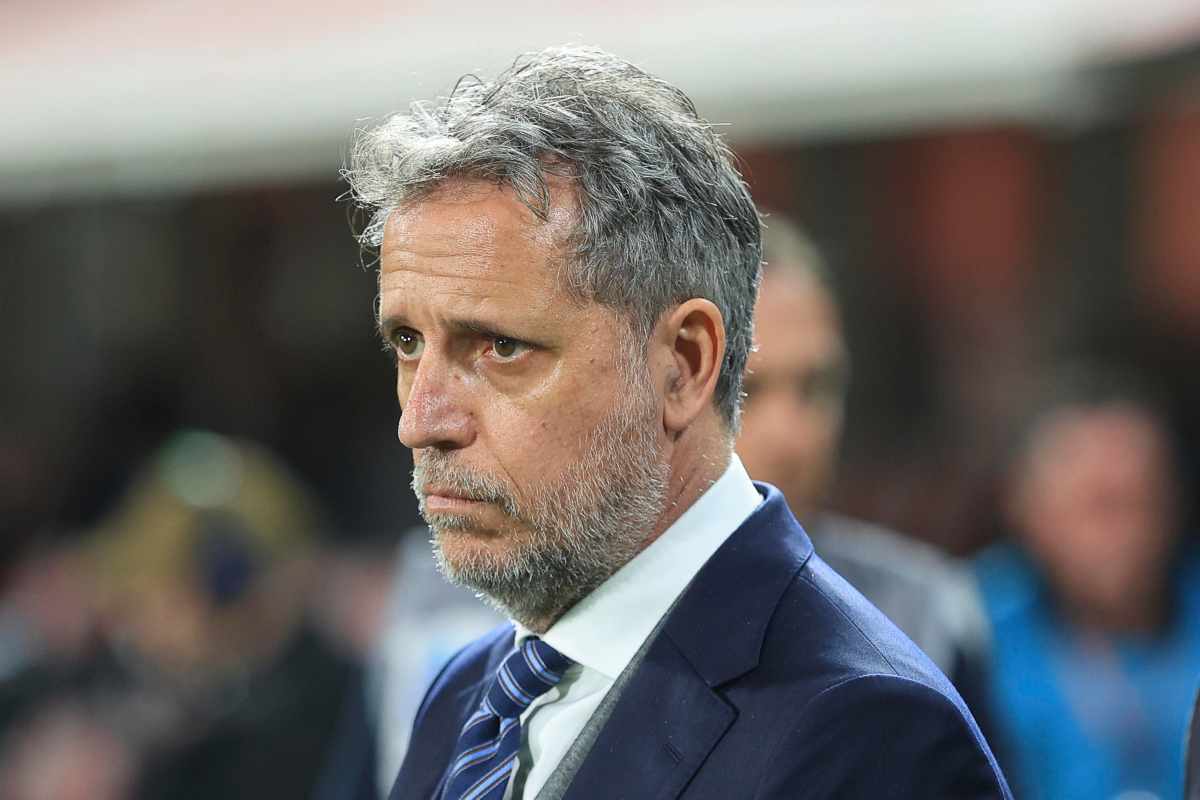 Fabio Paratici nuovo dirigente della Fiorentina prima di una gara
