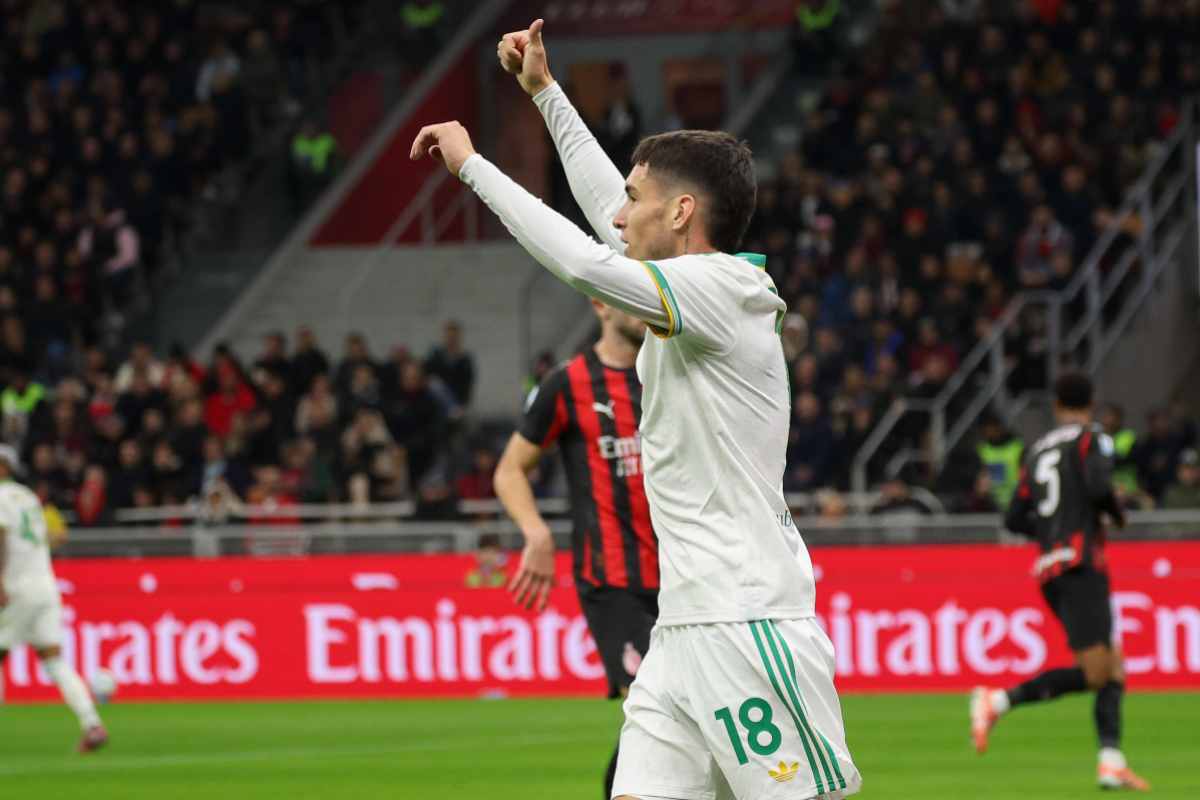 Mathias Soulè mentre festeggia dopo un gol