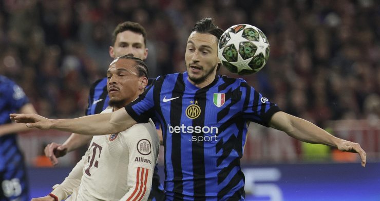Matteo Darmian in una gara dell'Inter in Champions League