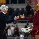 Gasperini e Malen alla fine di una vittoria si complimentano a vicenda