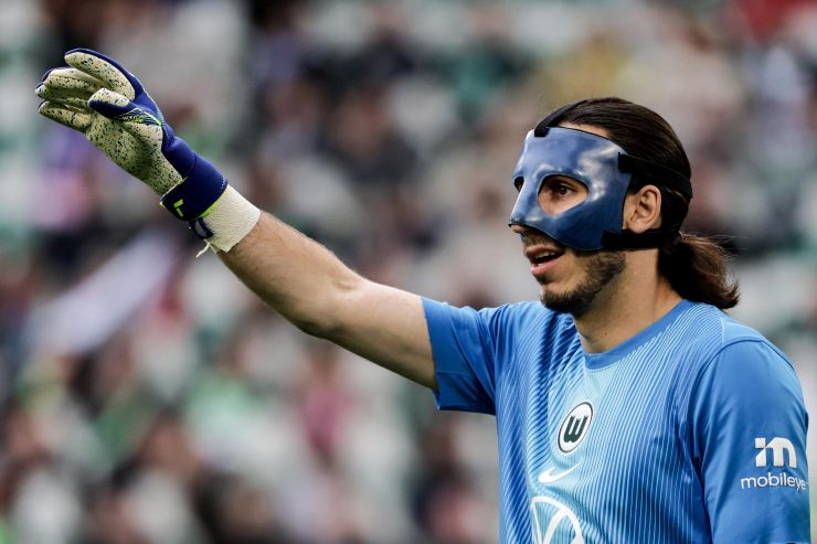 Il portiere polacco Grabara con la nazionale