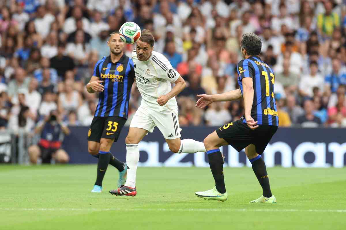 Un momento di un'amcihevole tra Real Madrid Inter
