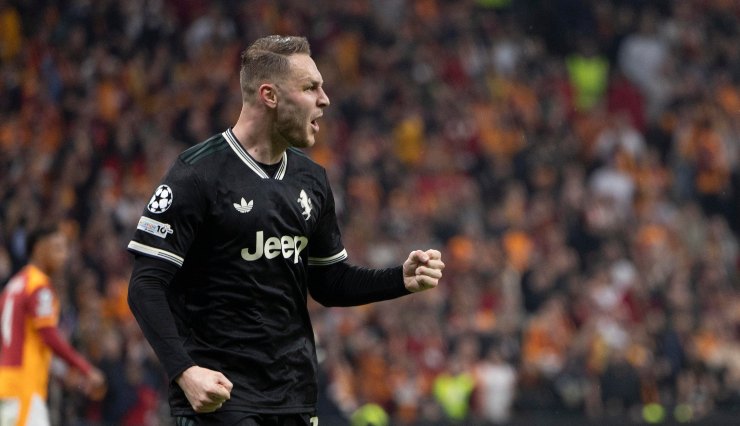 Koopmeiners festante dopo un gol